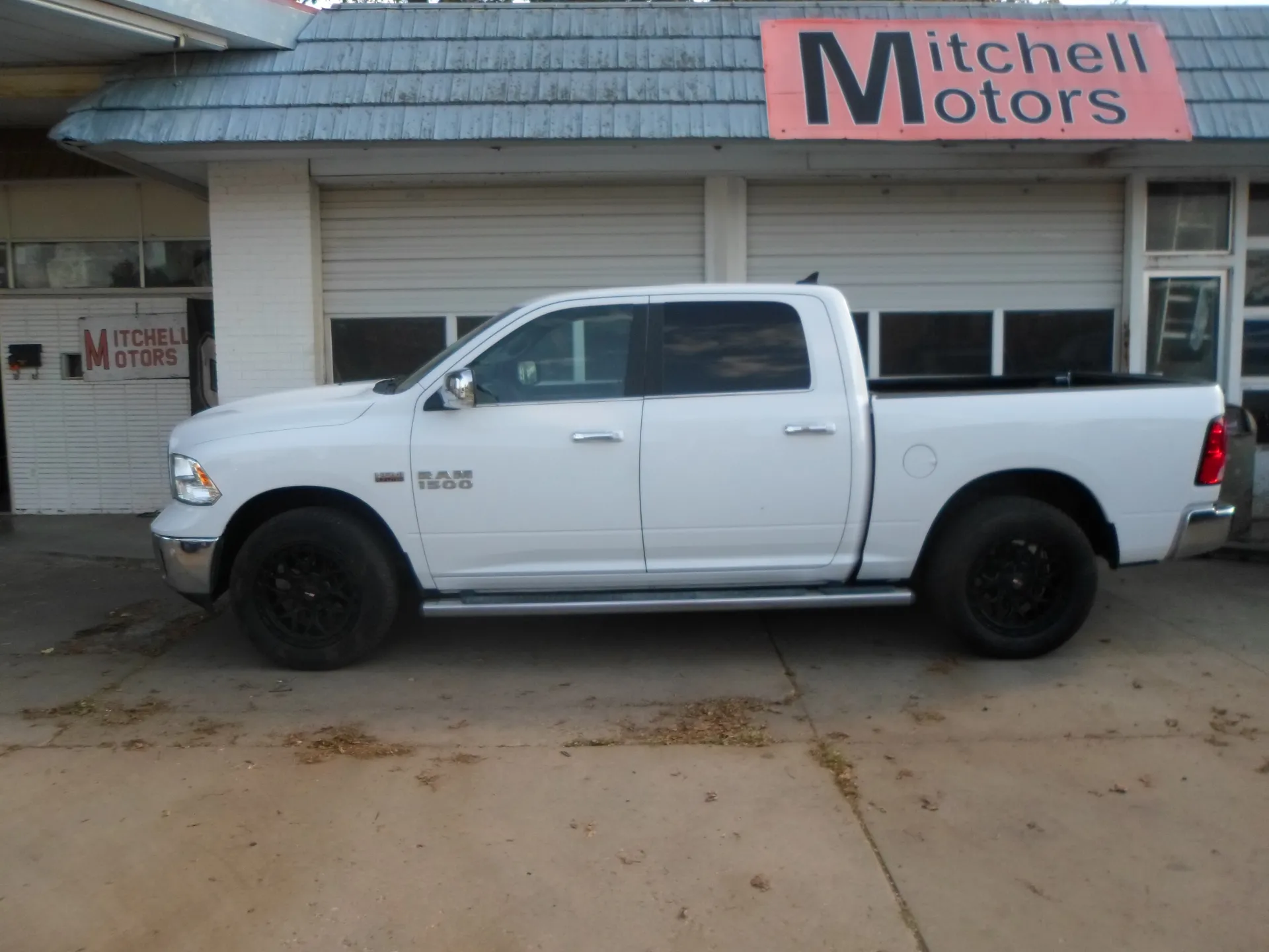 2017RAM 1500CR-CAB LONESTAR
